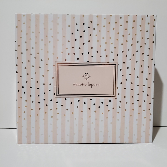 Nanette Lepore Matching Handbag for Mom and Her Mini - Picture 8 of 8